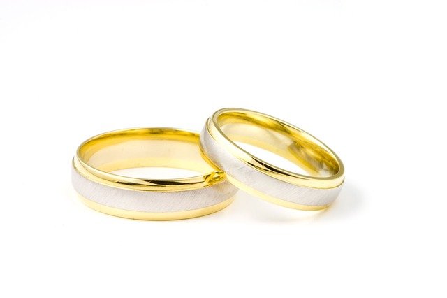 丸山隆平の結婚指輪のブランド